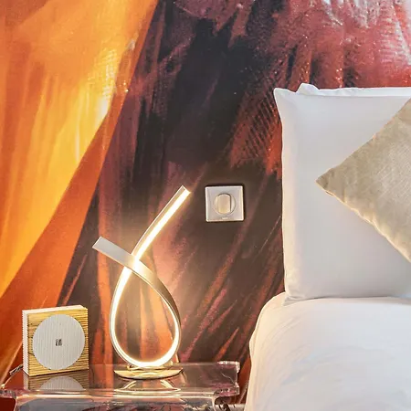 Mercure Place D'italie Hotel 4*