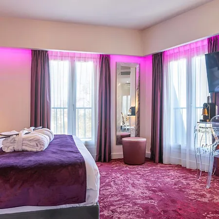Mercure Place D'italie 4*