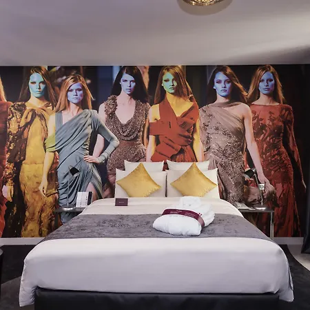 Mercure Place D'italie 4*
