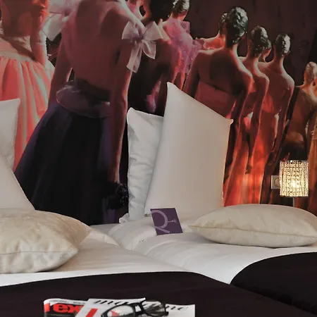 Hotel Mercure Place D'italie 4*