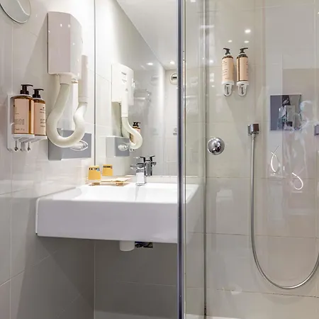 Mercure Place D'italie 4*