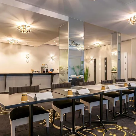 Mercure Place D'italie 4*