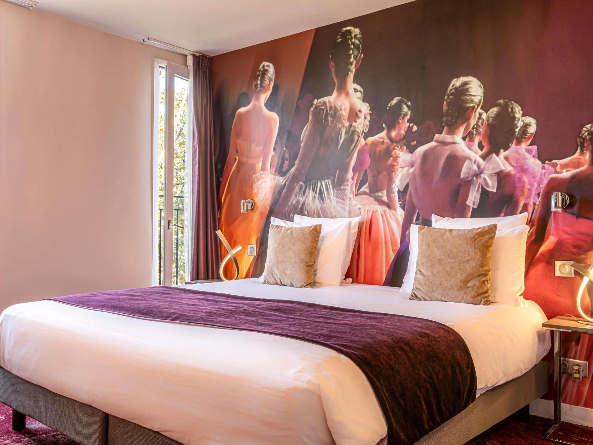 Mercure Place D'italie 4*